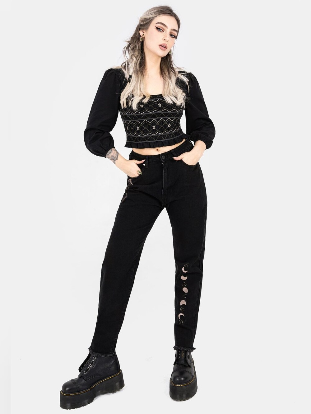 NWT Disturbia Larissa Embrodiered Puff Sleeve Top